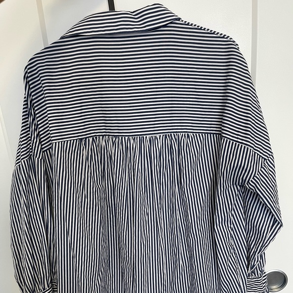 4𝒇𝒐𝒓$50 ZARA Basic Collar blue striped shirt sizeM - Picture 2 of 5